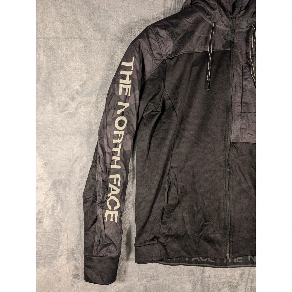 The North Face Men's Small Black‎ Camo Full Zip Hooded Fleece Jacket